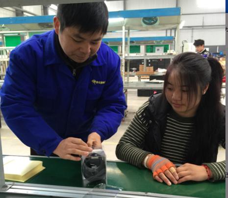 華寶公司獲“流動人口工作先進集體”、鄭御璽獲“最美新寧海人”榮譽稱號雙豐收